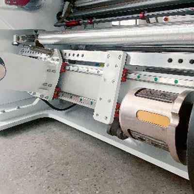 LRF-T Rollenschneider/ Schneidemaschine für flexible Schutzfilme/ Folien
